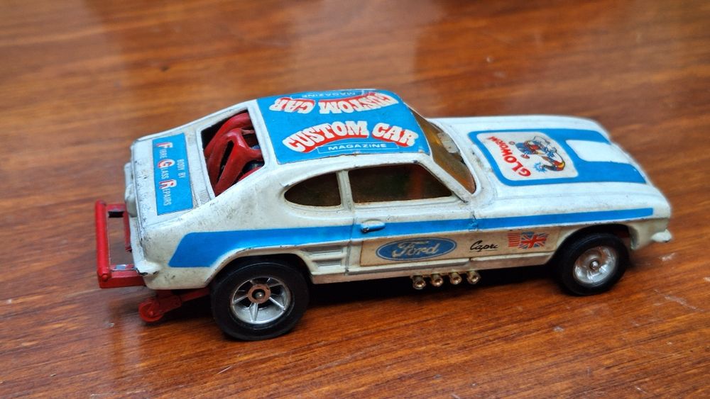 Corgi toys santapod gloworm