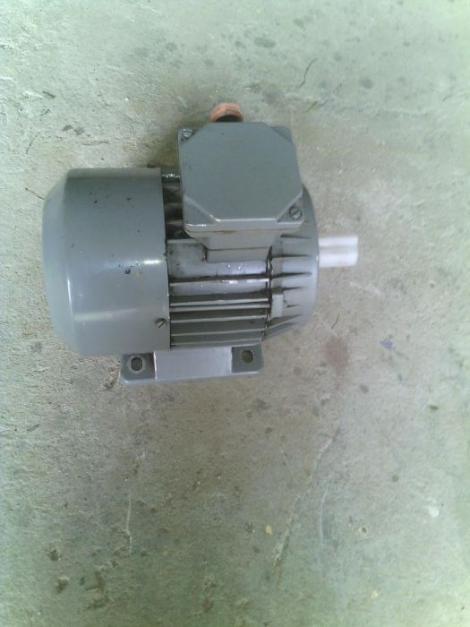 Silnik 0,55kw 3 fazy