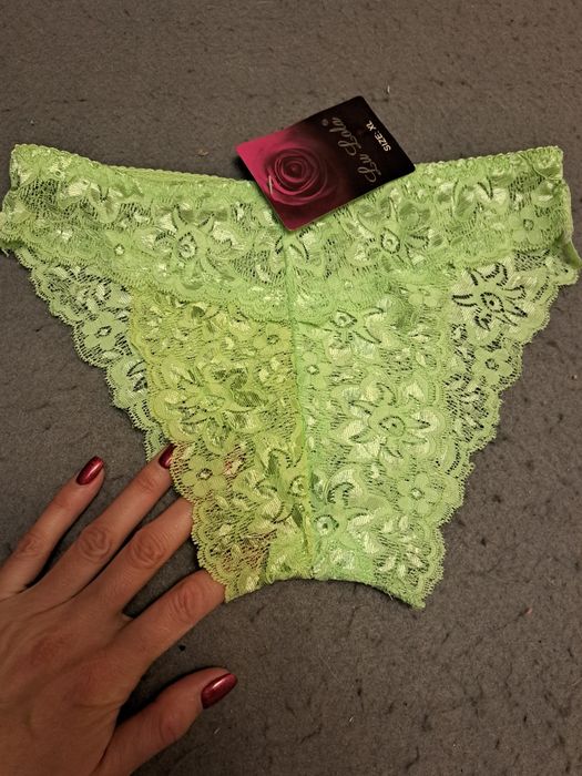 Трусы, стринги женские больших размеров.