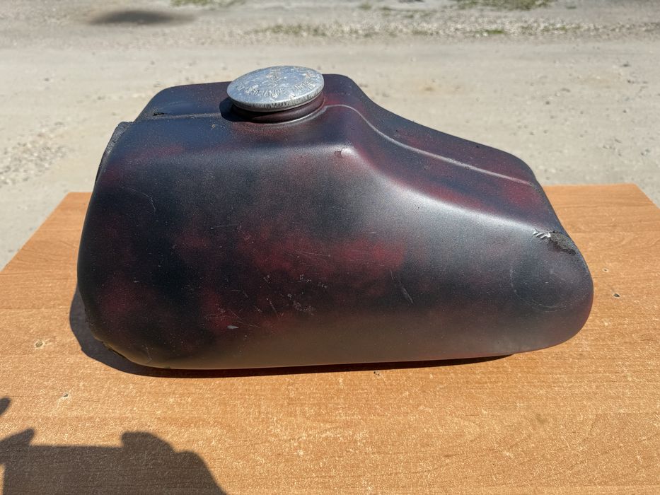 Zbiornik paliwa ETZ 250 plus korek