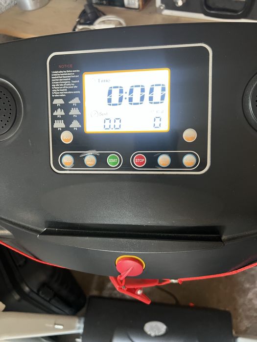 Vendo passadeira de corrida/caminhada dobrável para treino em casa, a funcionar perfeitamente.