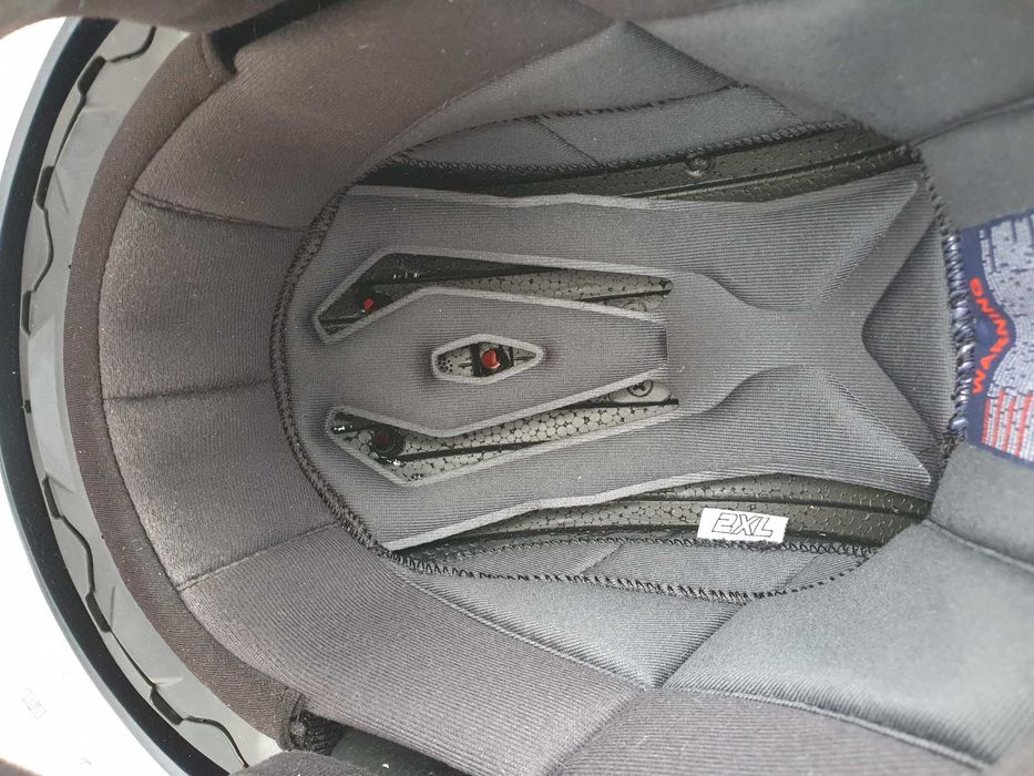 Hjc Rpha 70 Carbon rozm XXL  carbonowy kask motocyklowy z blendą .