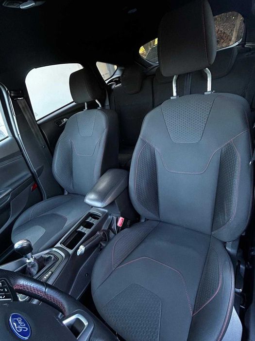 Ford Focus ST Line 2016 2.0 diesel 200 KM
