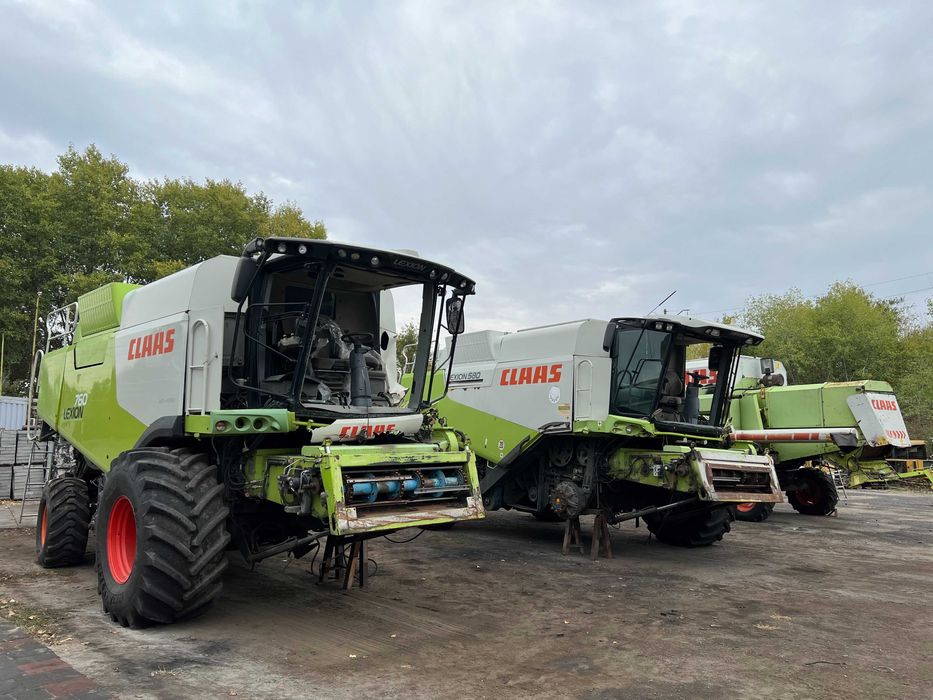 "Розбирання" Зернозбиральний комбайн Claas Lexion 760, 2011