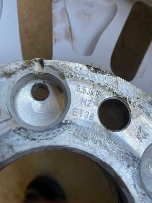 Jantes usadas Mercedes R16 com pneus