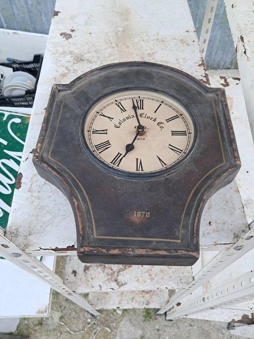 Relogio de parede em madeira