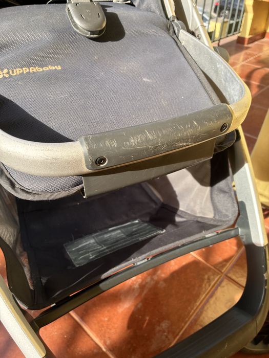 UPPAbaby Vista V2 Carrinho e Alcofa + Prancha