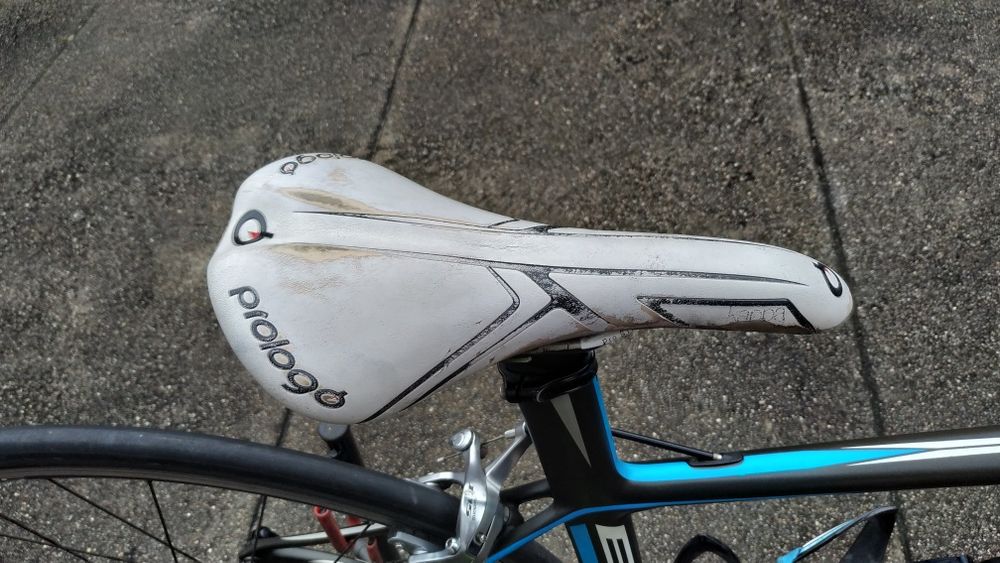 Bicicleta de estrada BH G6