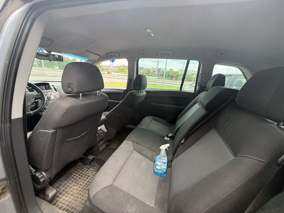 Продам Opel Zafira 2007 рік 1.9 дизель