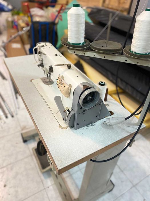 Máquina de Costura Industrial