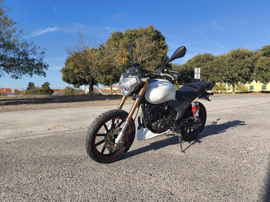 Motociclo 125 CC Keeway