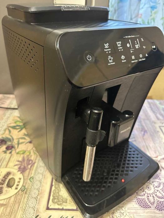 Кавомашина PHILIPS Series 800