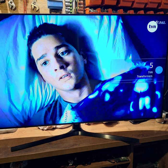 Panasonic 65 Smart tv T2