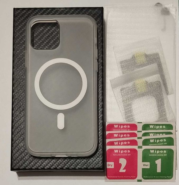 Apple iPhone 12/12 Pro Clear Case z MagSafe białe etui na telefon