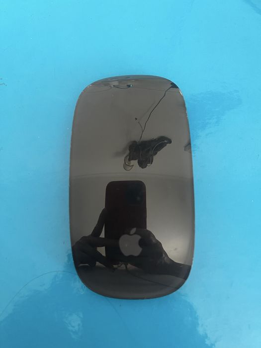 Apple Magic Mouse Preto (Multi-Touch / Sem Fios)