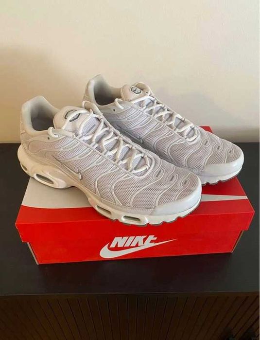 Buty Nike Air Max TN Plus White R.39