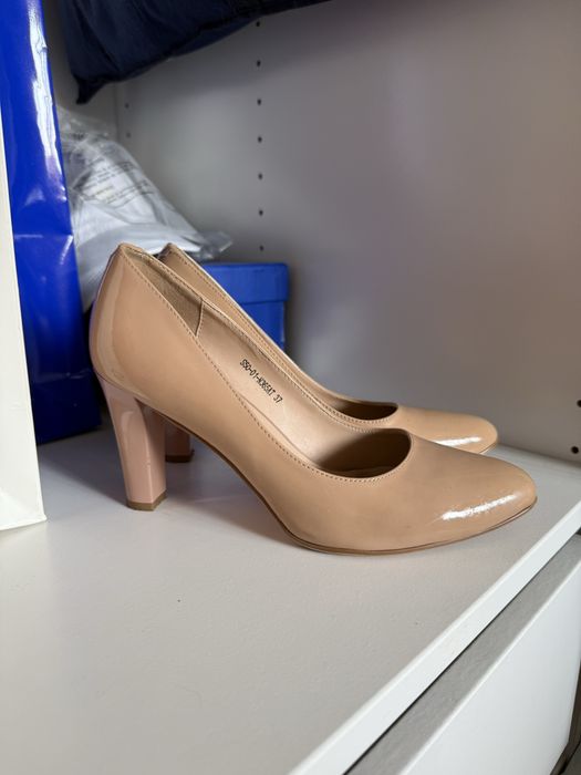 Жіночі туфлі Sharman