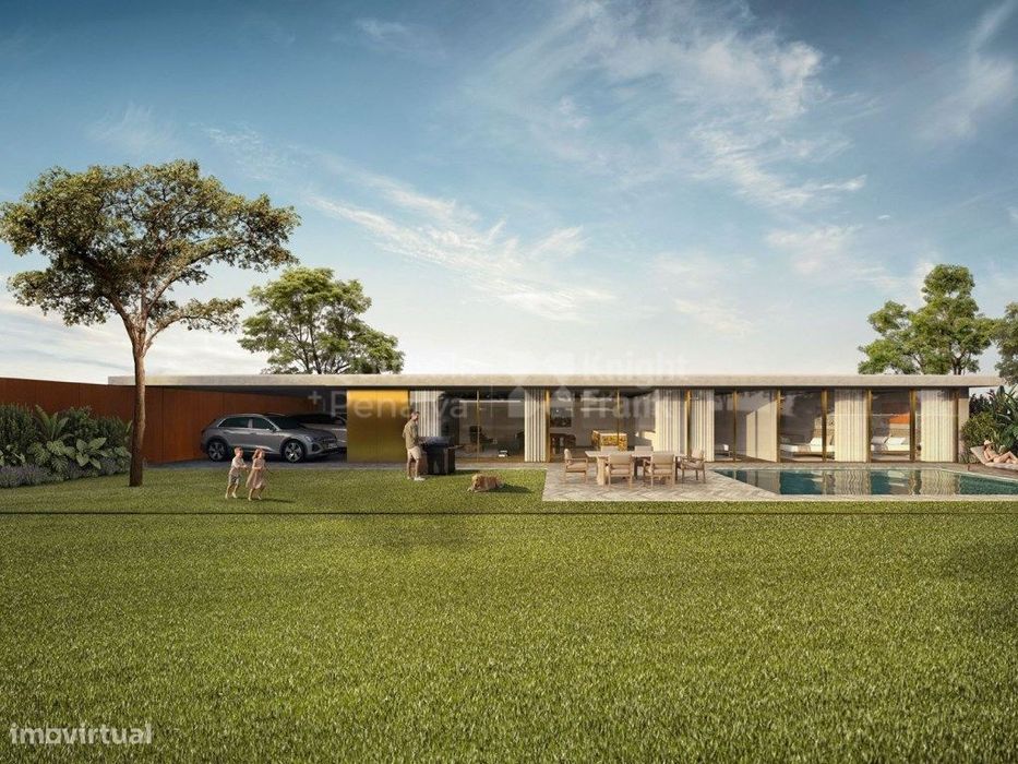 Moradia T3 com piscina para venda em Barcelos