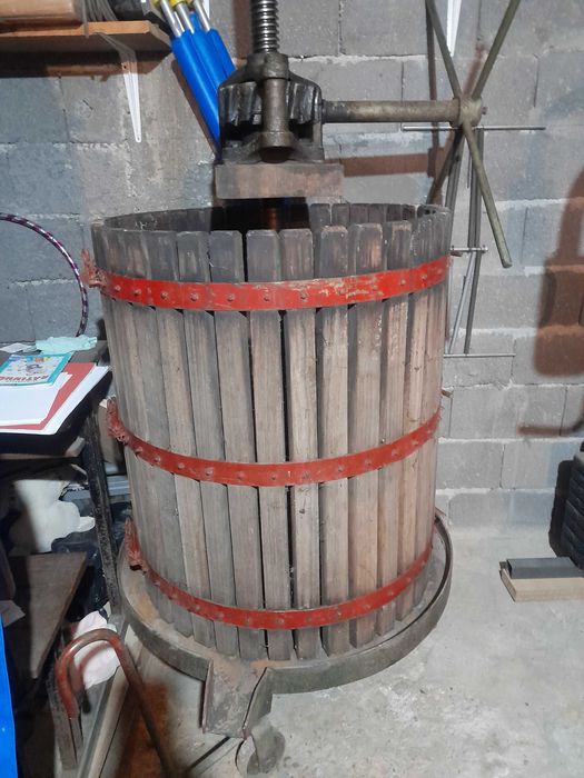Grape Press64730289324418121