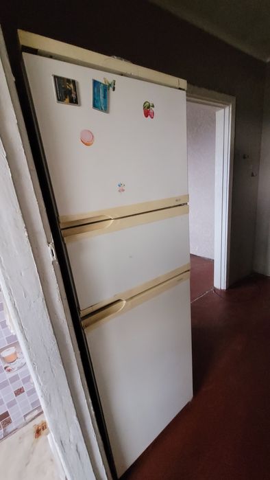 Продам 2 холодильника Минск и Норд