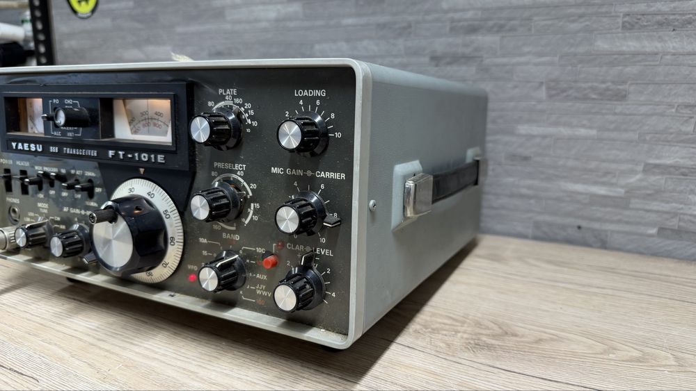 YAESU FT-101E – легендарний ламповий короткохвильовий трансивер / радіостанція