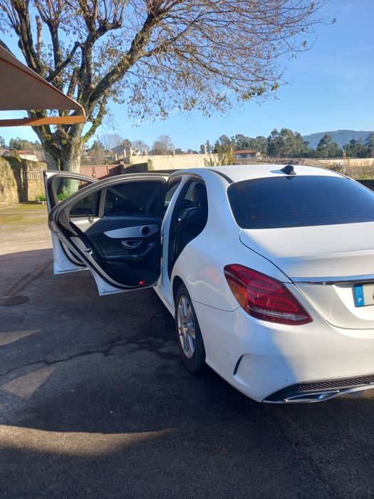 Vendo Mercedes Benz C 220 Bluetec