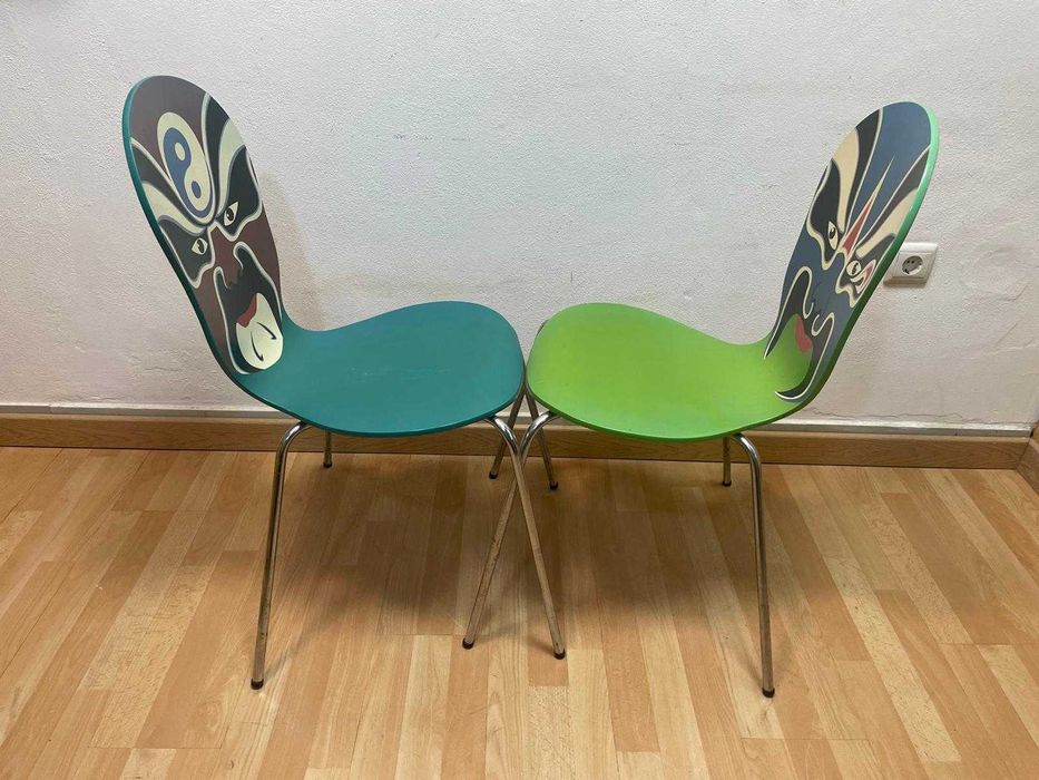 cadeiras de design artístico conhecidas como Lian Pu