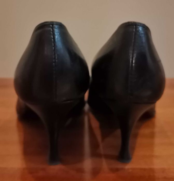 Skórzane buty szpilki