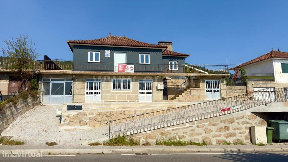 T2 Detached House / Marco de Canaveses, Rio Tâmega