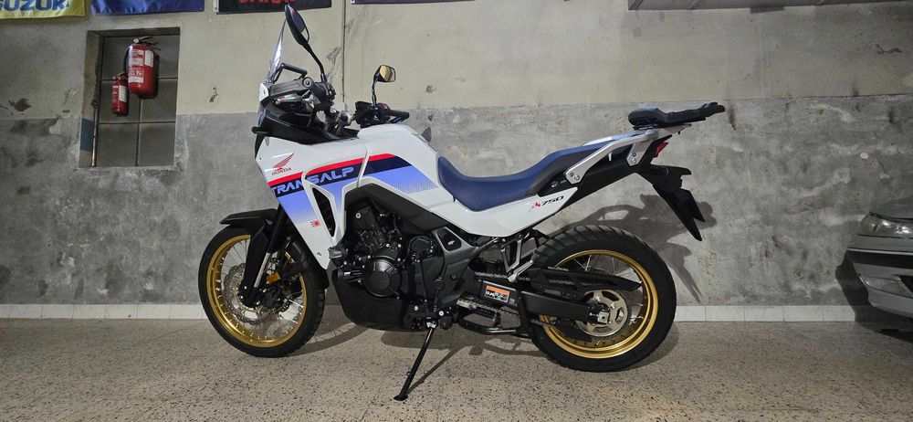 Honda Transalp XL750