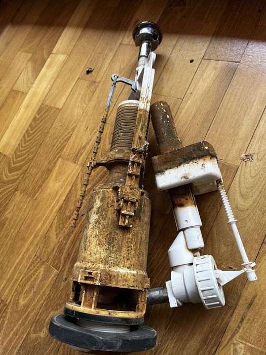 Zawór spustowy plus zawór napełniający Siamp