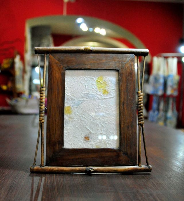 Moldura da Tailândia em teca