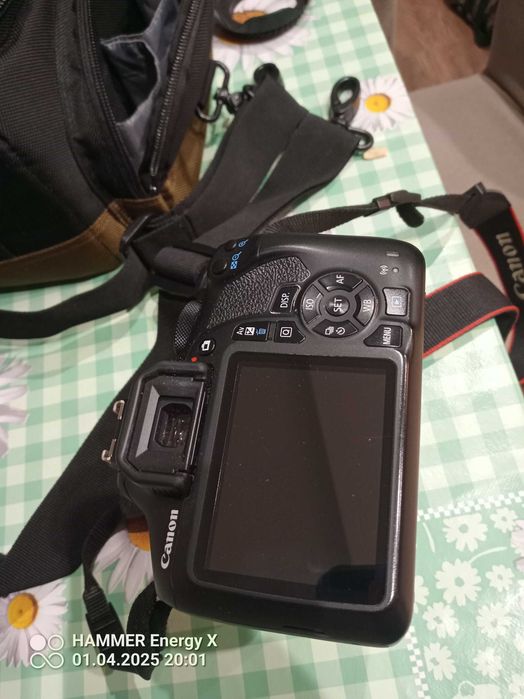 Aparat Lustrzanka Cyfrowa Canon EOS1300D plus obiektyw plus torba