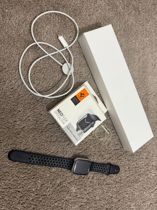 Apple Watch Series 8, 45 mm, Stainless Steel Cellular – jak nowy!