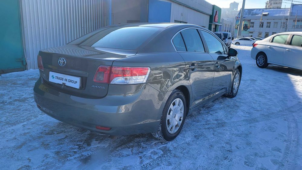 Авто Toyota Avensis 2009 2.0d