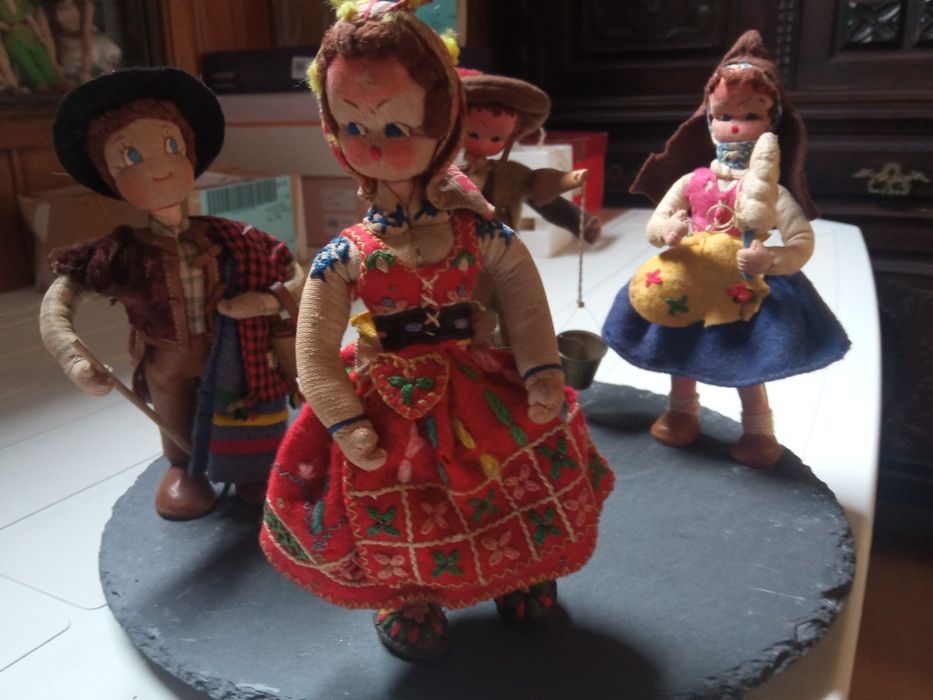 4 mascotes Maria Helena