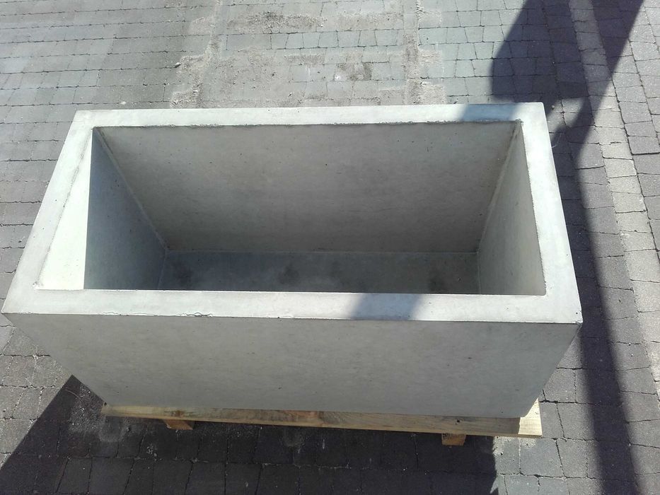 Donica betonowa 50/50/100 cm