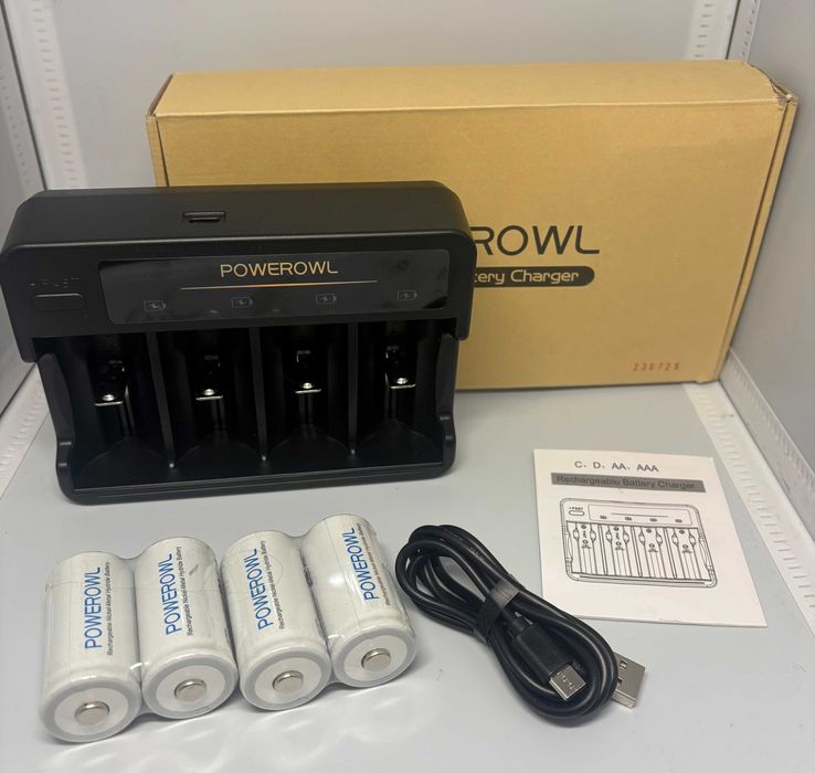 Inteligentna ładowarka POWEROWL AA, AAA, C, D + 4 x akumulator.