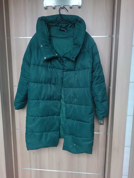 Kurtka zimowa płaszcz Reserved M/L butelkowa zieleń oversize