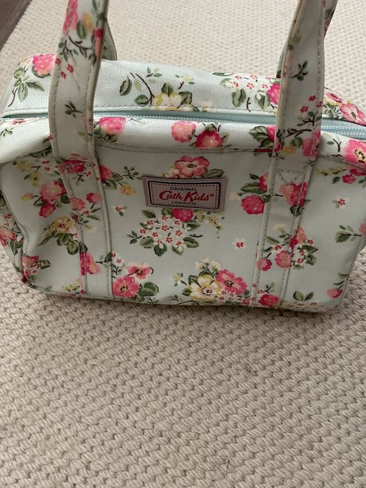 Malinha de mão da Cath Kids