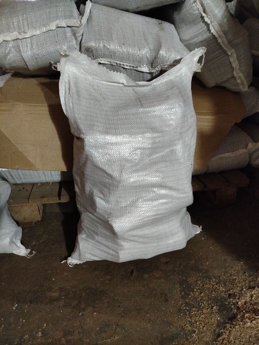 Торфобрикет, паливні брикети з соняшнику.