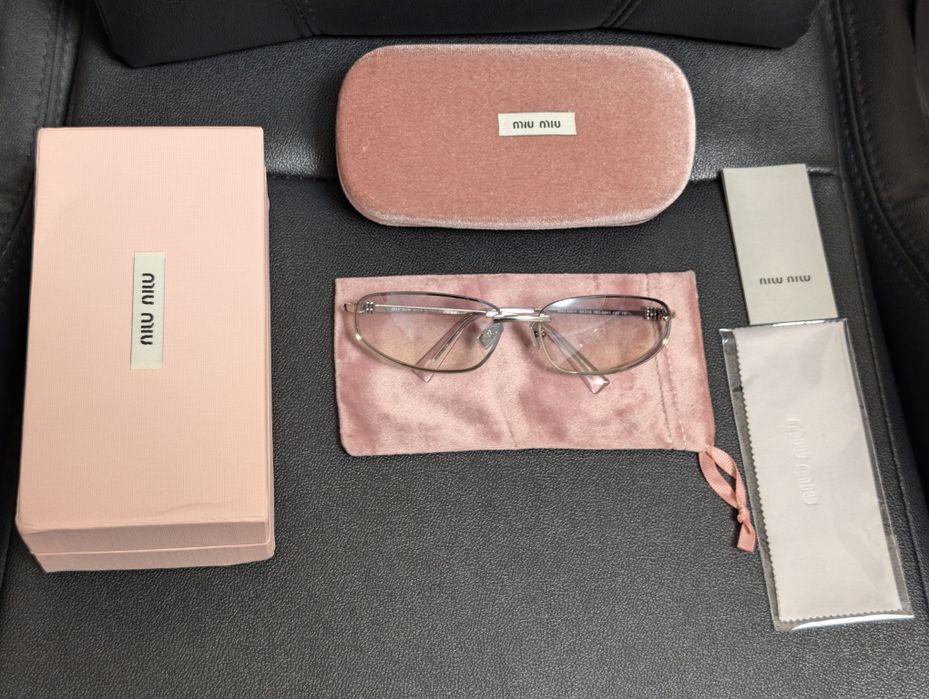Miu Miu MU A50S 1BC8H1 сонцезахисні окуляри + подарунок сумка Nike