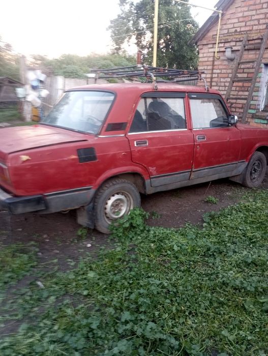Продам автомобіль ВАЗ 2105