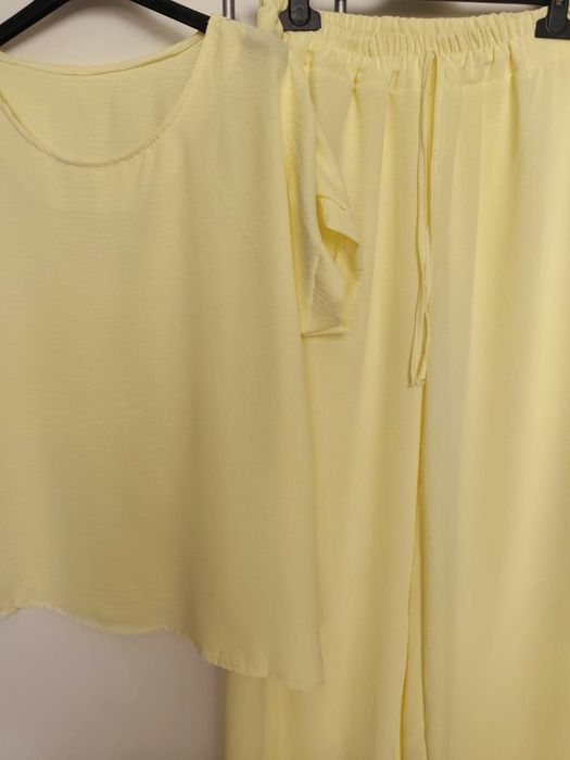 Bananowy komplet letni.uni