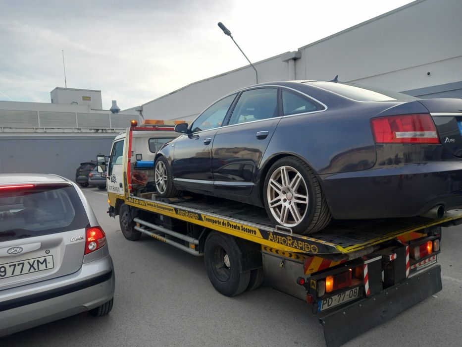 Serviço de reboques