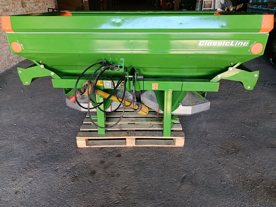Розкидач добрив Amazone ZA-M 1001