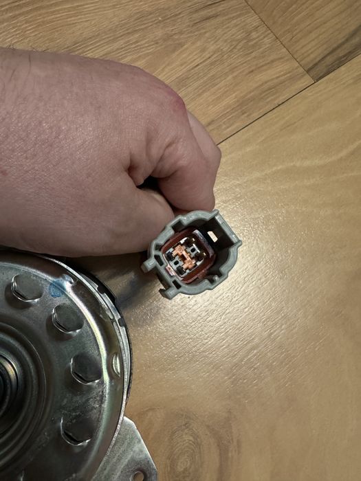 вентилятора охолодження радіатора Nissan Rouge 4873TA0B