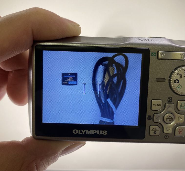 Цифровой фотоаппарат Olympus µ 700