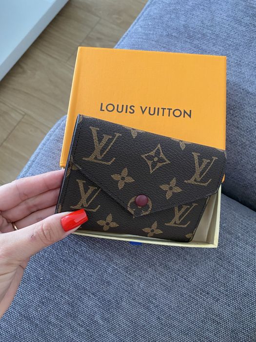 Wyprzedaż Portfel LV Louis Vuitton Victorine skóra monogram canvas