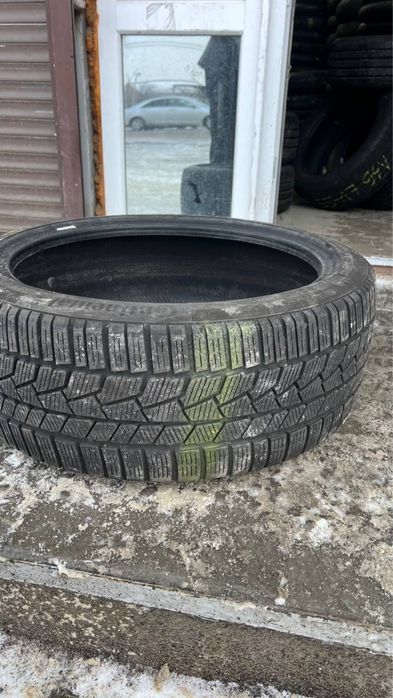 Шина  зимова 225/40/19 Continental